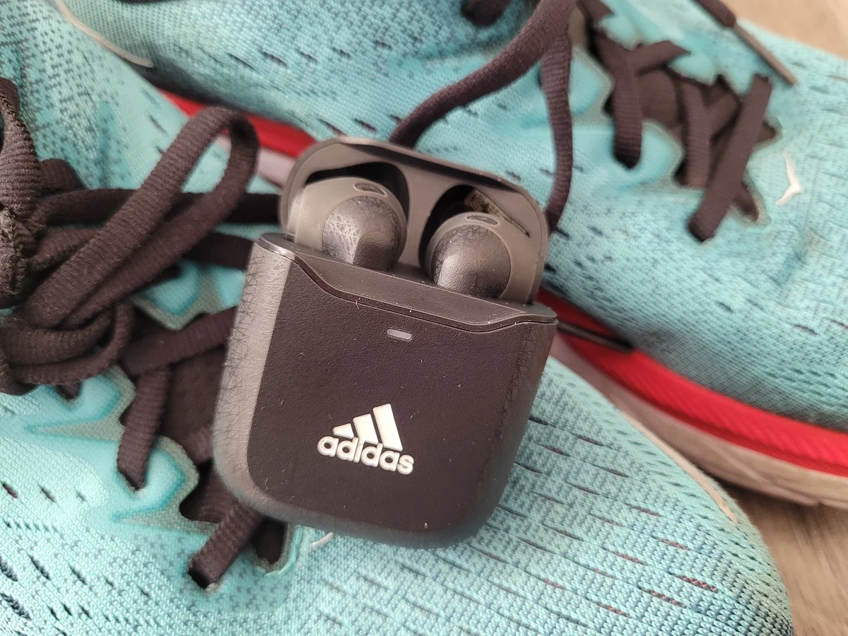 adidas accesorio