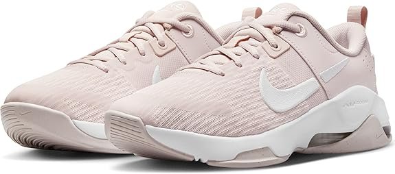 NIKE Zoom Bella 6