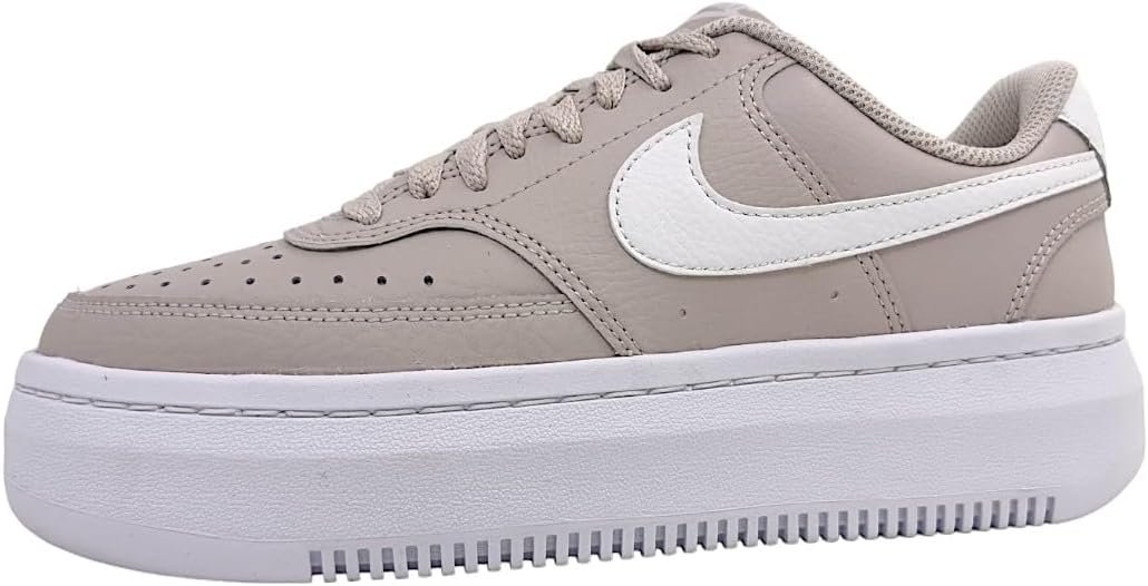 NIKE Court Vision Alta